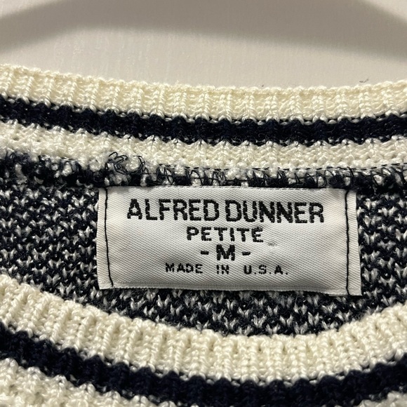 Alfred Dunner Women’s Sweater - Picture 2 of 3